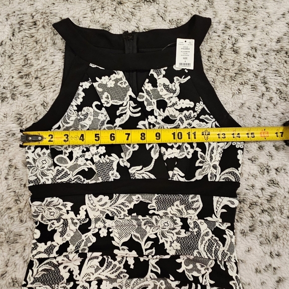 White House Black Market NWT Sz 4 Floral Print Tier Slimming Sleeveless Dress - Picture 6 of 13